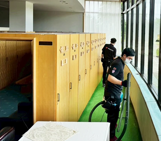 窓際の害虫駆除