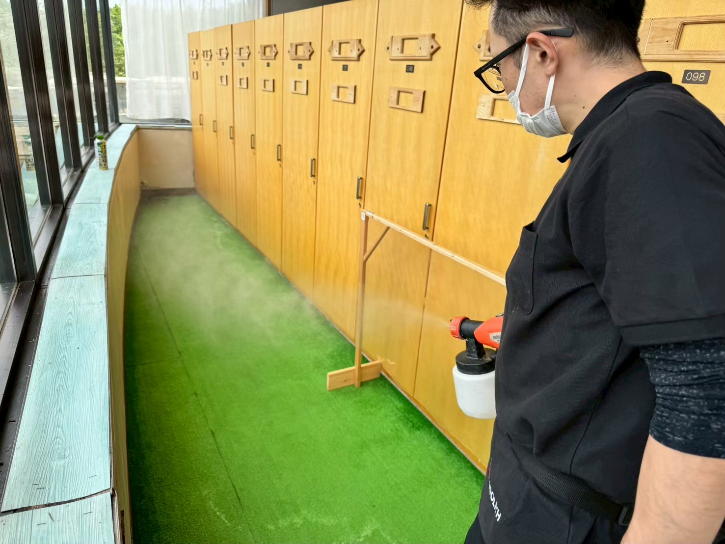 ゴルフ場のカメムシ定期駆除